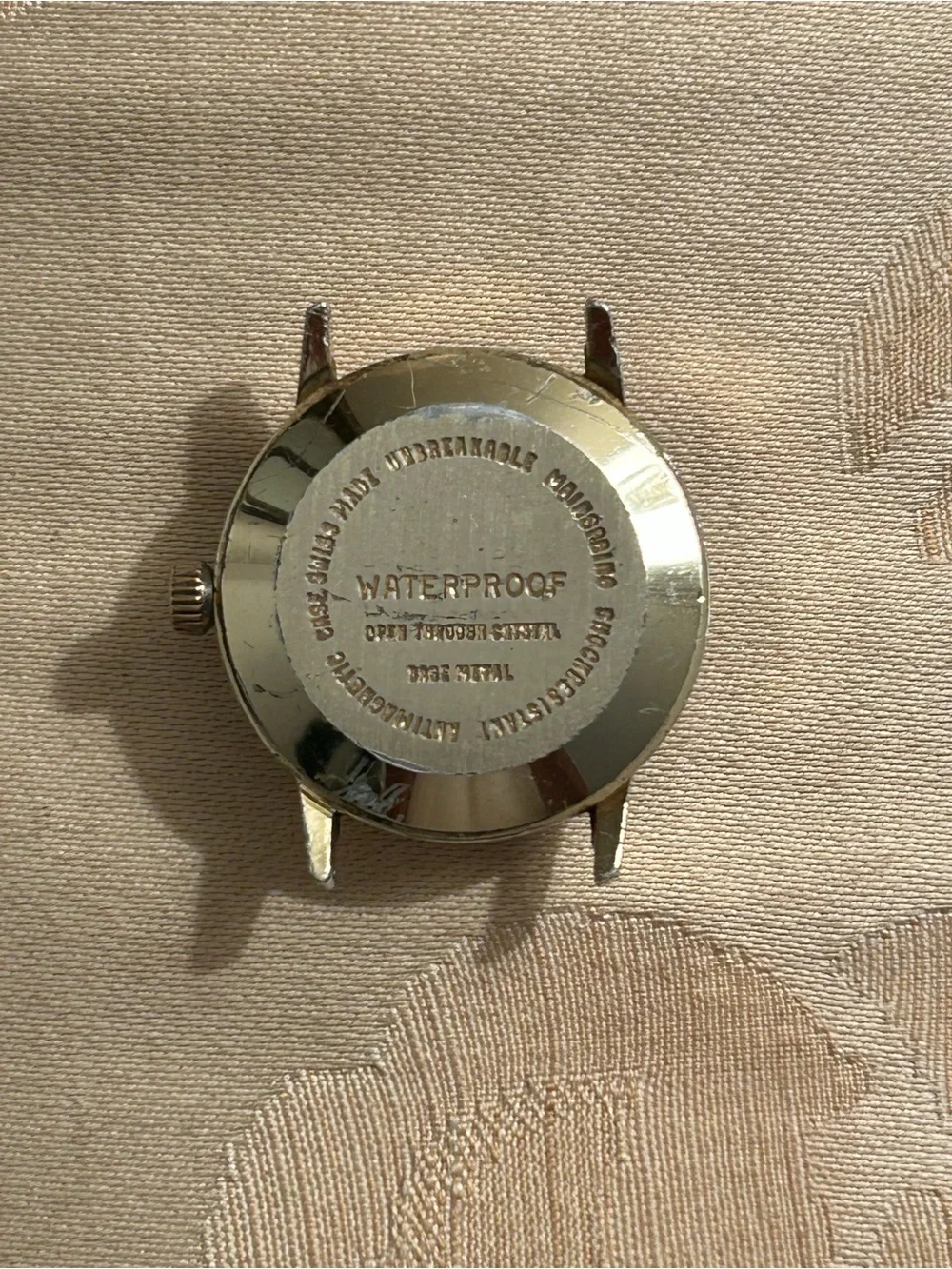 Vintage Gold Harvester Manual Mens Watch Works shows date